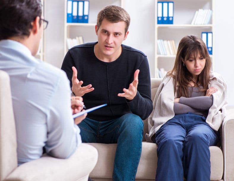 Issues That Financial Therapies for Couples Can Help Fix