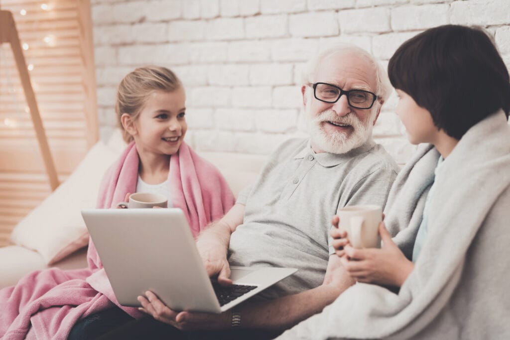 factors increasing happiness in older men