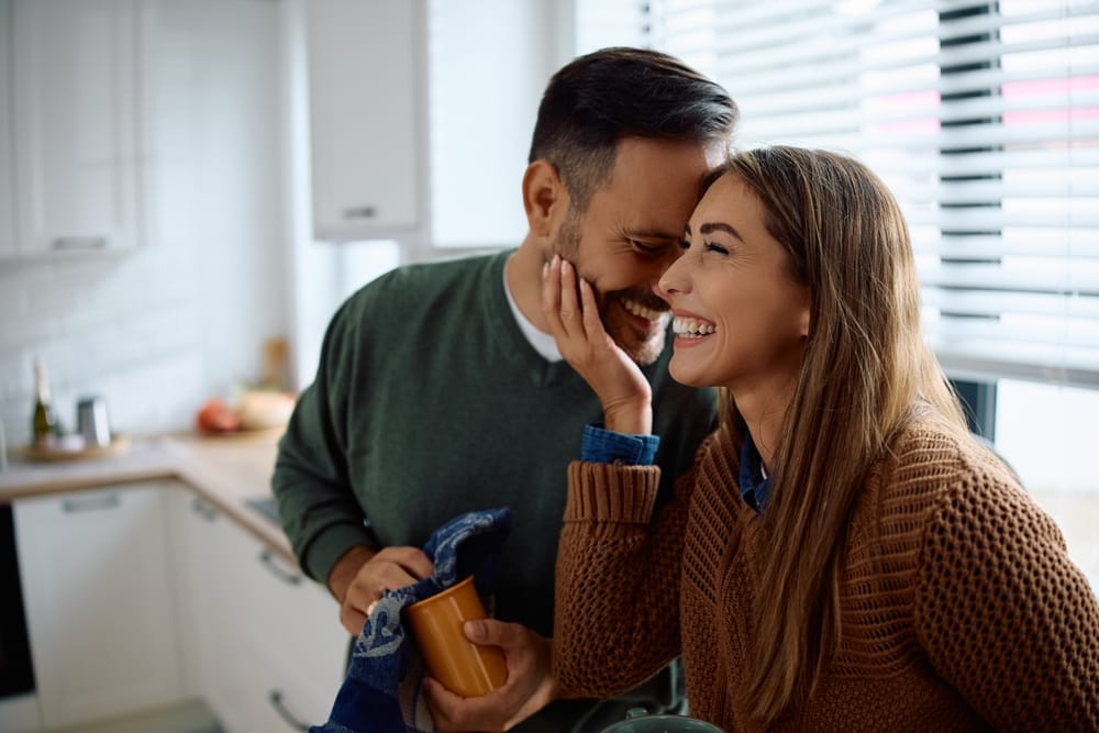 12 Signs A No-Kid Household Has A Strong Emotional Foundation